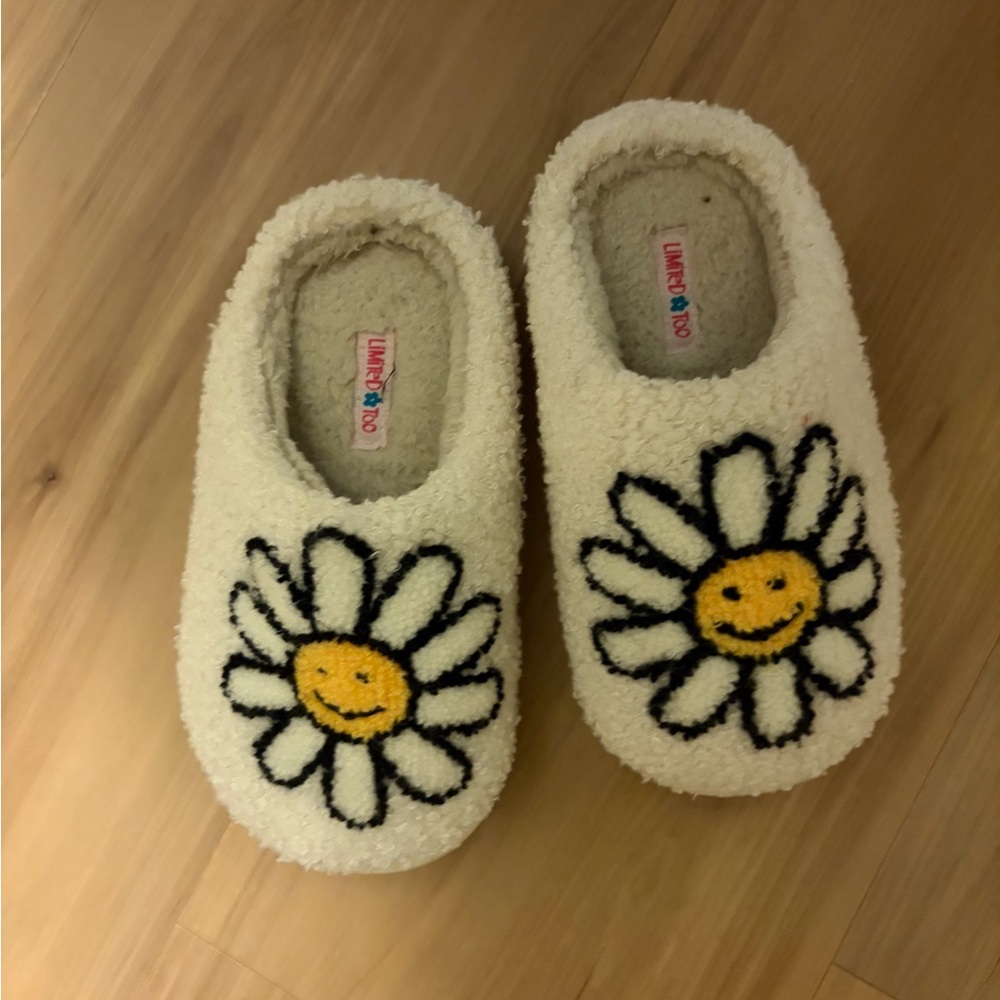 Limited Too Cream Slippers with Smiley Daisy